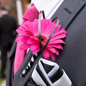 fwthumb5.Charlie -Buttonhole.jpg